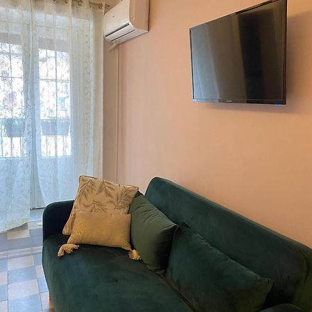 Dimora Dei Minoriti Bed & Breakfast คาตาเนีย ภายนอก รูปภาพ