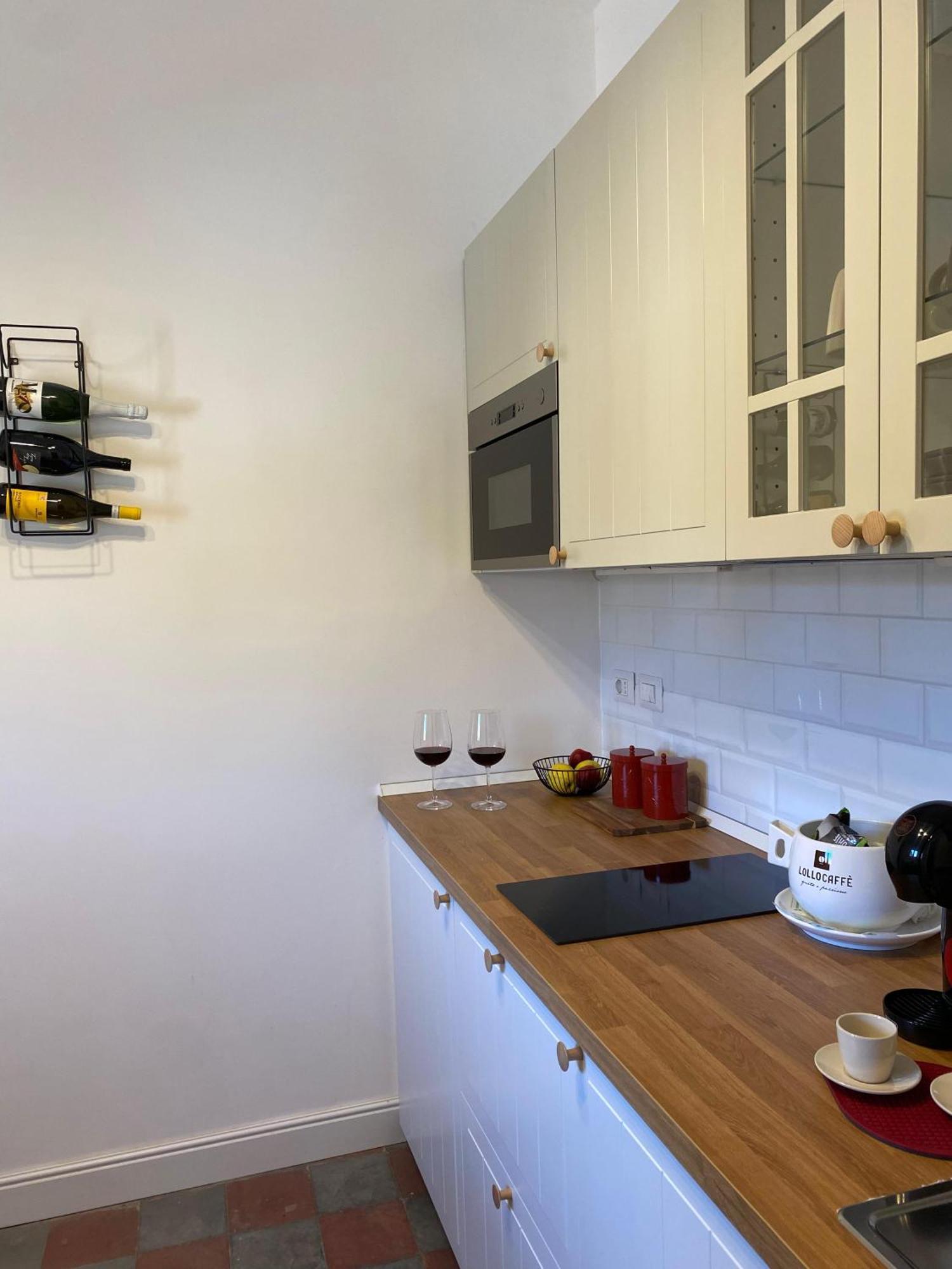 Dimora Dei Minoriti Bed & Breakfast คาตาเนีย ภายนอก รูปภาพ